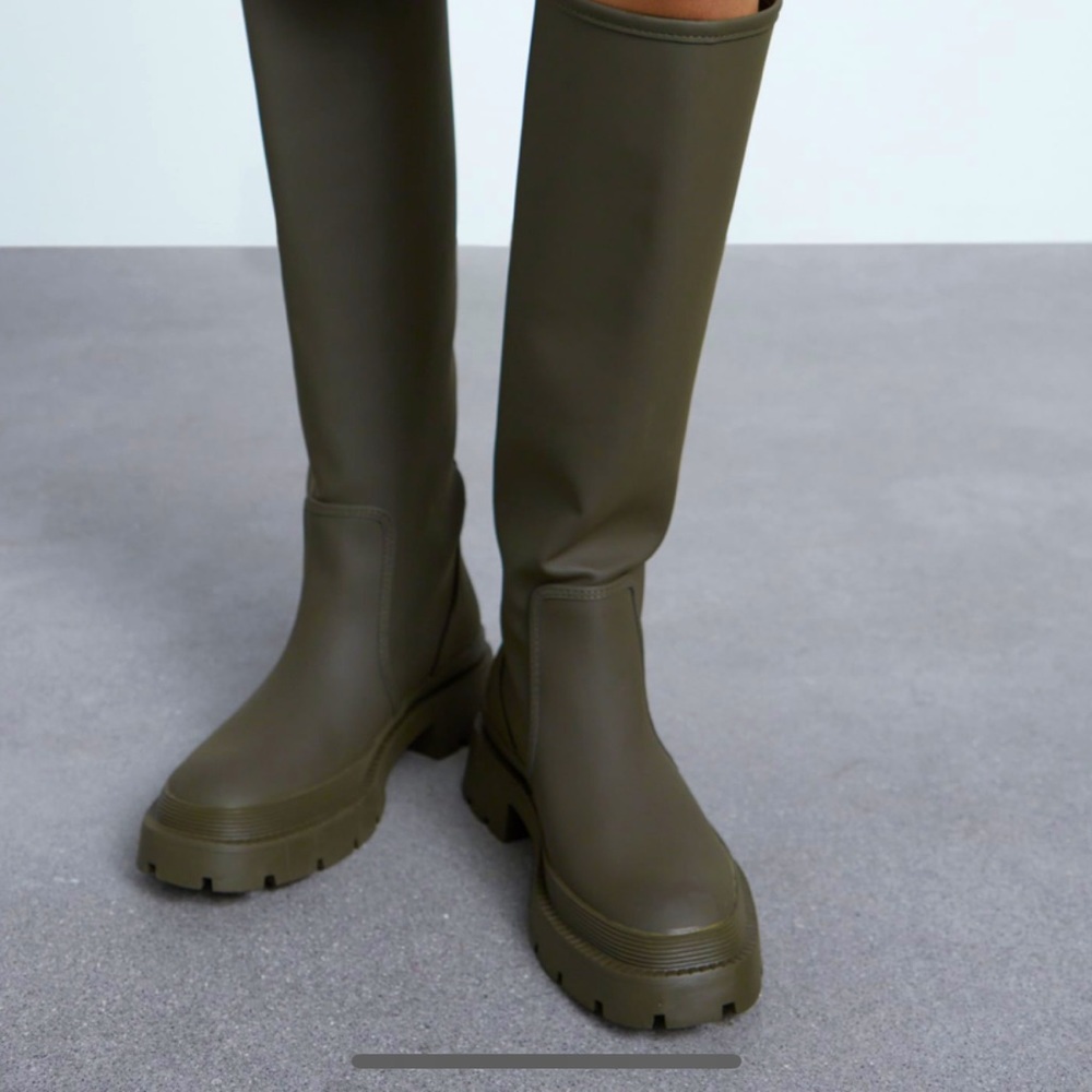 New olive green, Lug Sole Boots ~ Zara